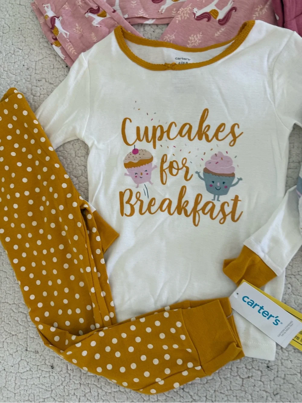Carters set four